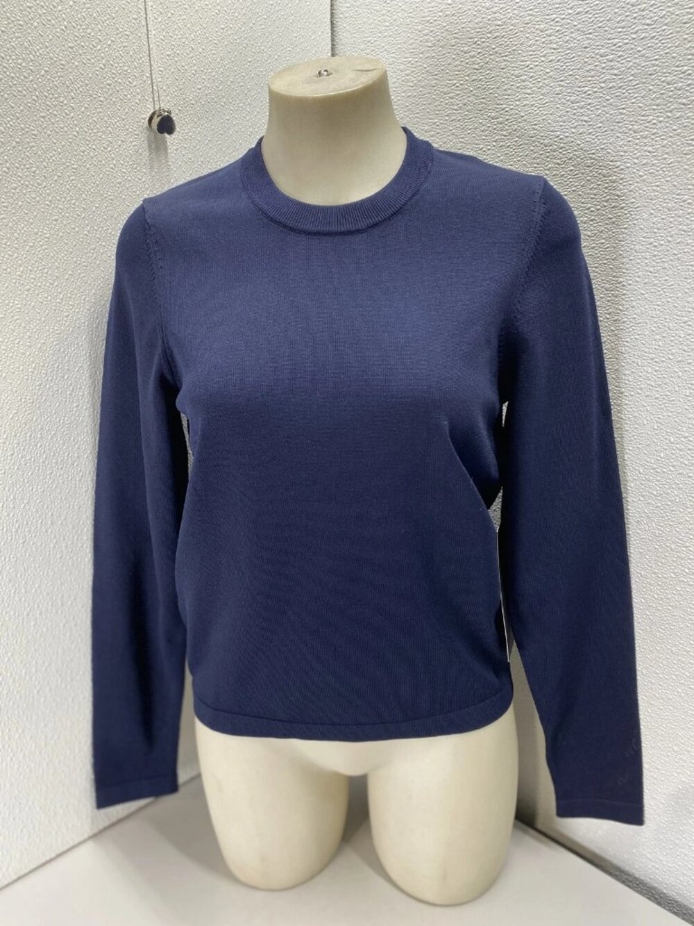 Tuckernuck Womens Ryan Long Sleeve Performance Boyfriend Tee Size M Navy